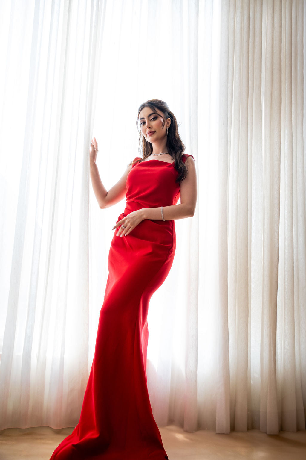 Dusk - Red | غسق بالأحمر